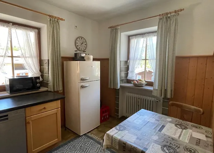 Haus Lukaswinkl شقة *