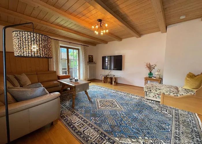 شقة Haus Lukaswinkl *