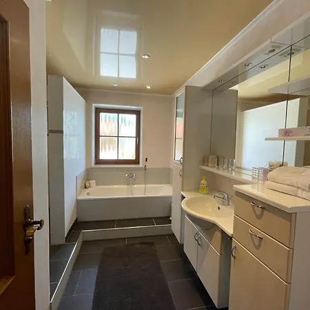 Apartment Haus Lukaswinkl Schoenau am Koenigsee